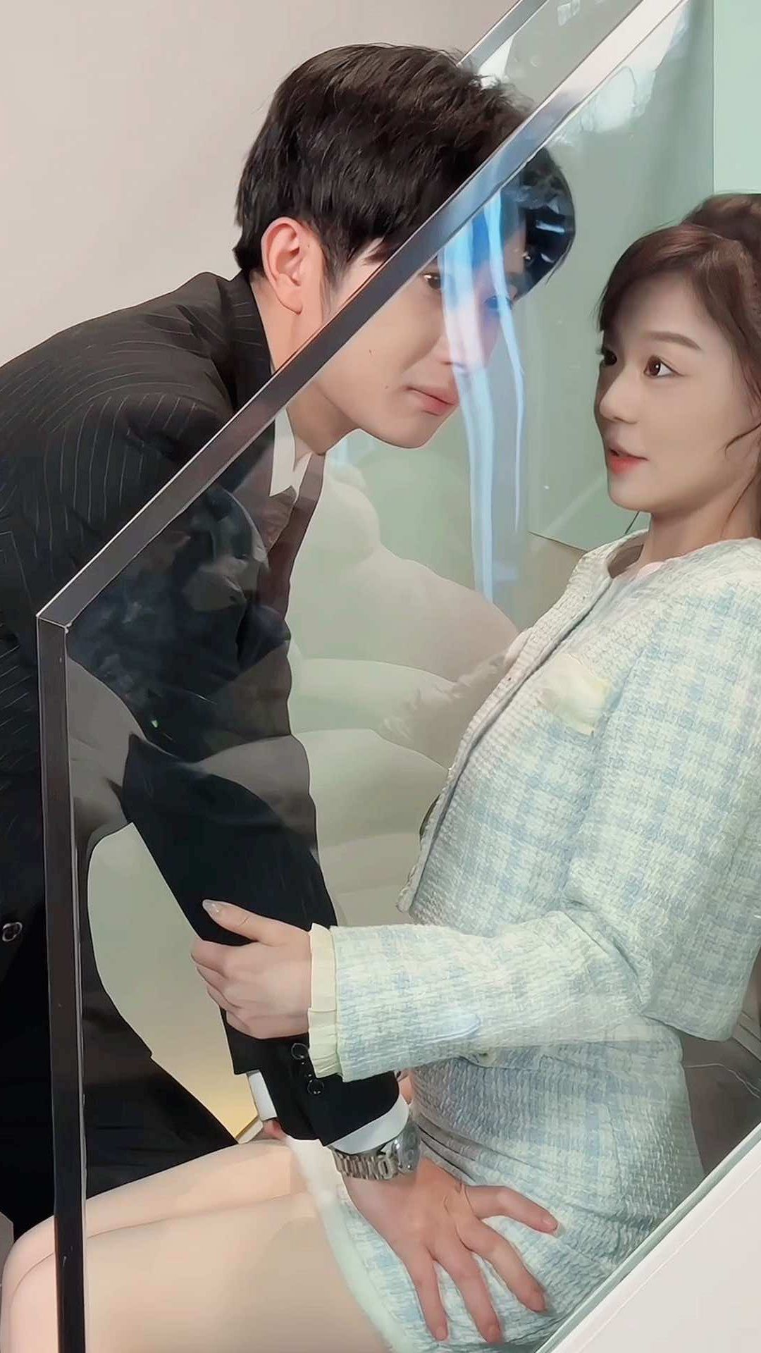 闪婚当天，我怀上了豪门继承人 第02集